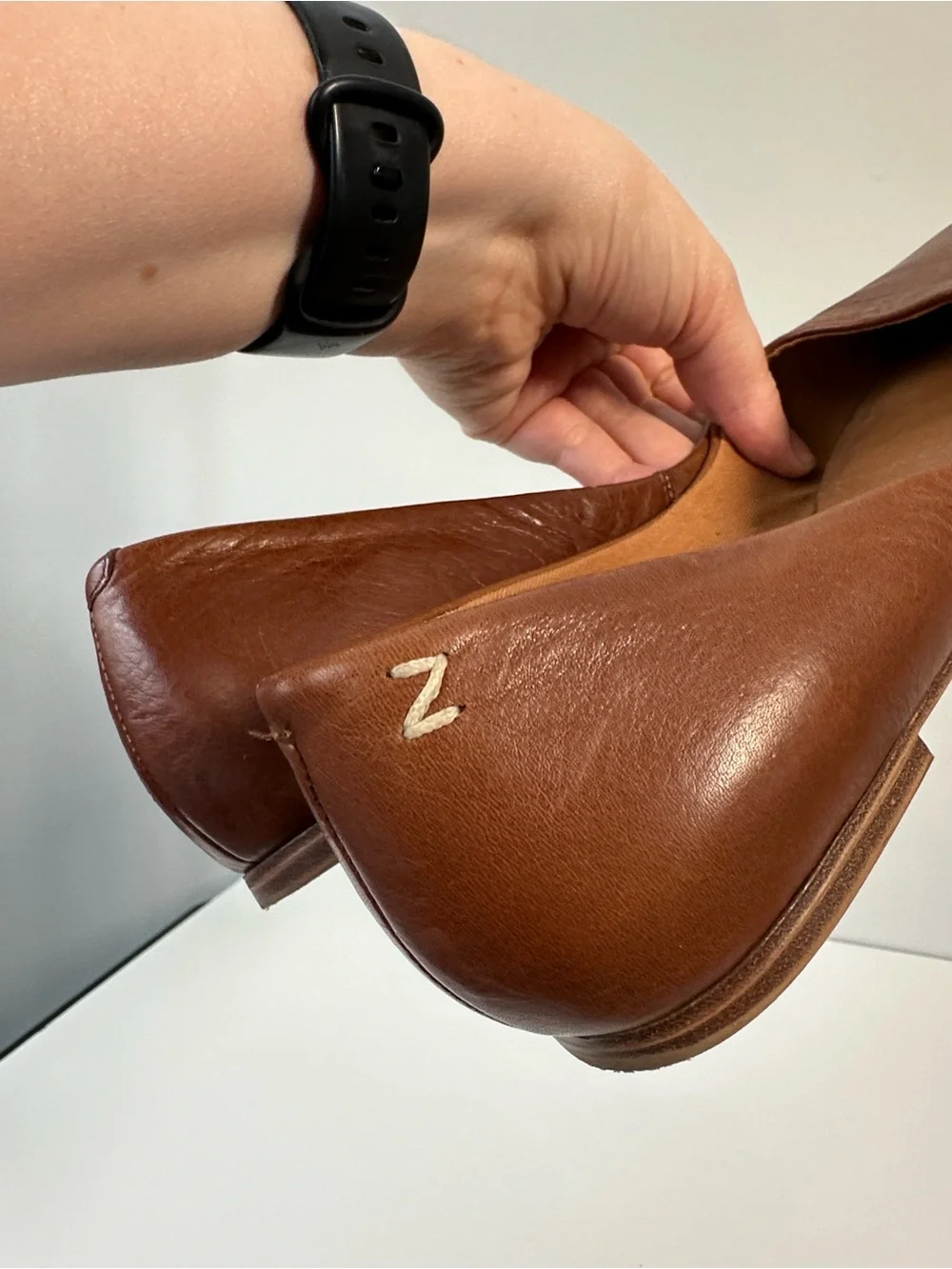 Zodiac Hill Leather Flats in Cognac Size 9.5